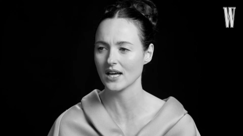 W_Magazine_Screen_Tests_0403.jpg