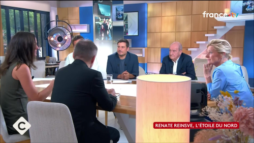 C_a_vous_1522.jpg